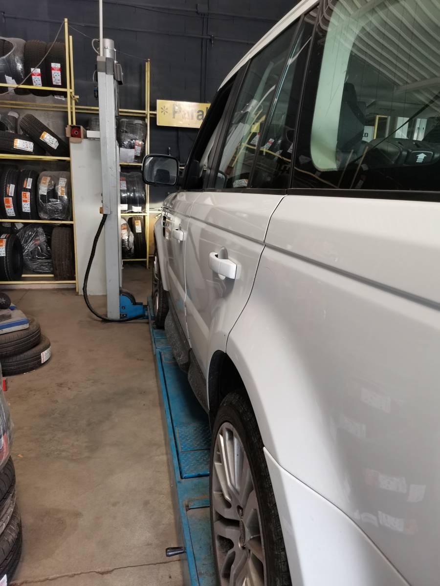 vente de pneu pour range rover castelnau le lez